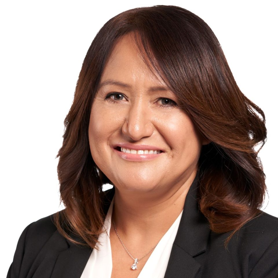 Portrait of Araceli Bravo, New Jersey real estate salesperson
